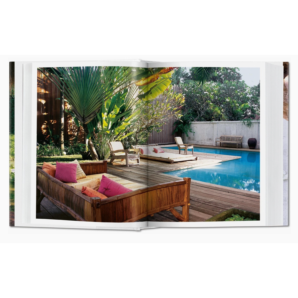 LIVING IN BALI
